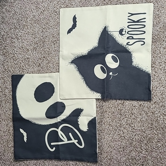 NEW Halloween Throw Pillow Covers 17x17 - Picture 1 of 6